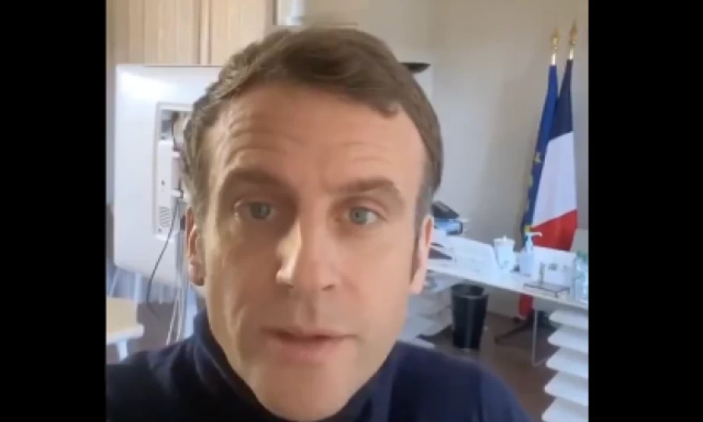 Κορονοϊός-Eμανουέλ Μακρόν: Σταθερή η κατάστασή του